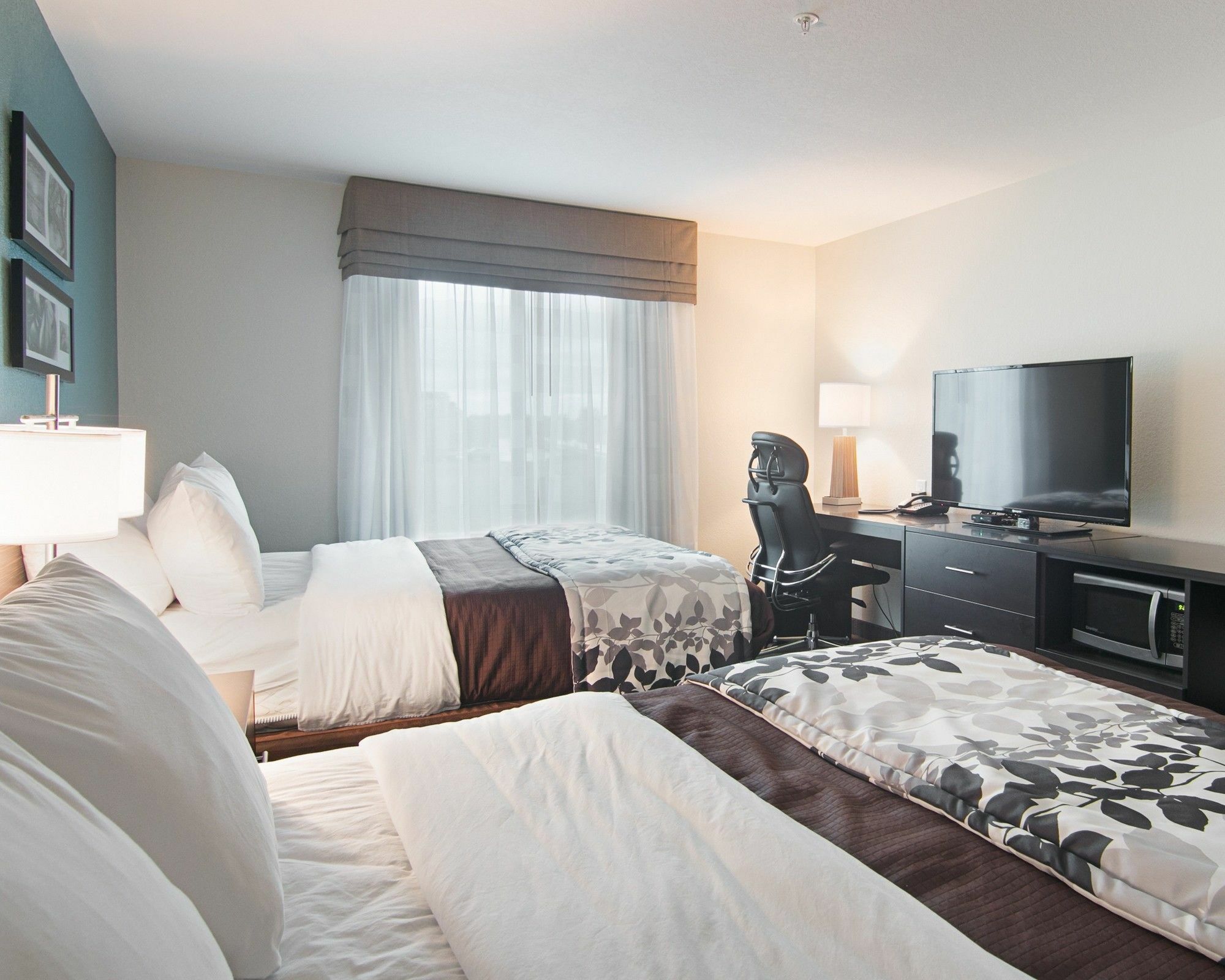 Sleep & Near Isu Campus Hotel